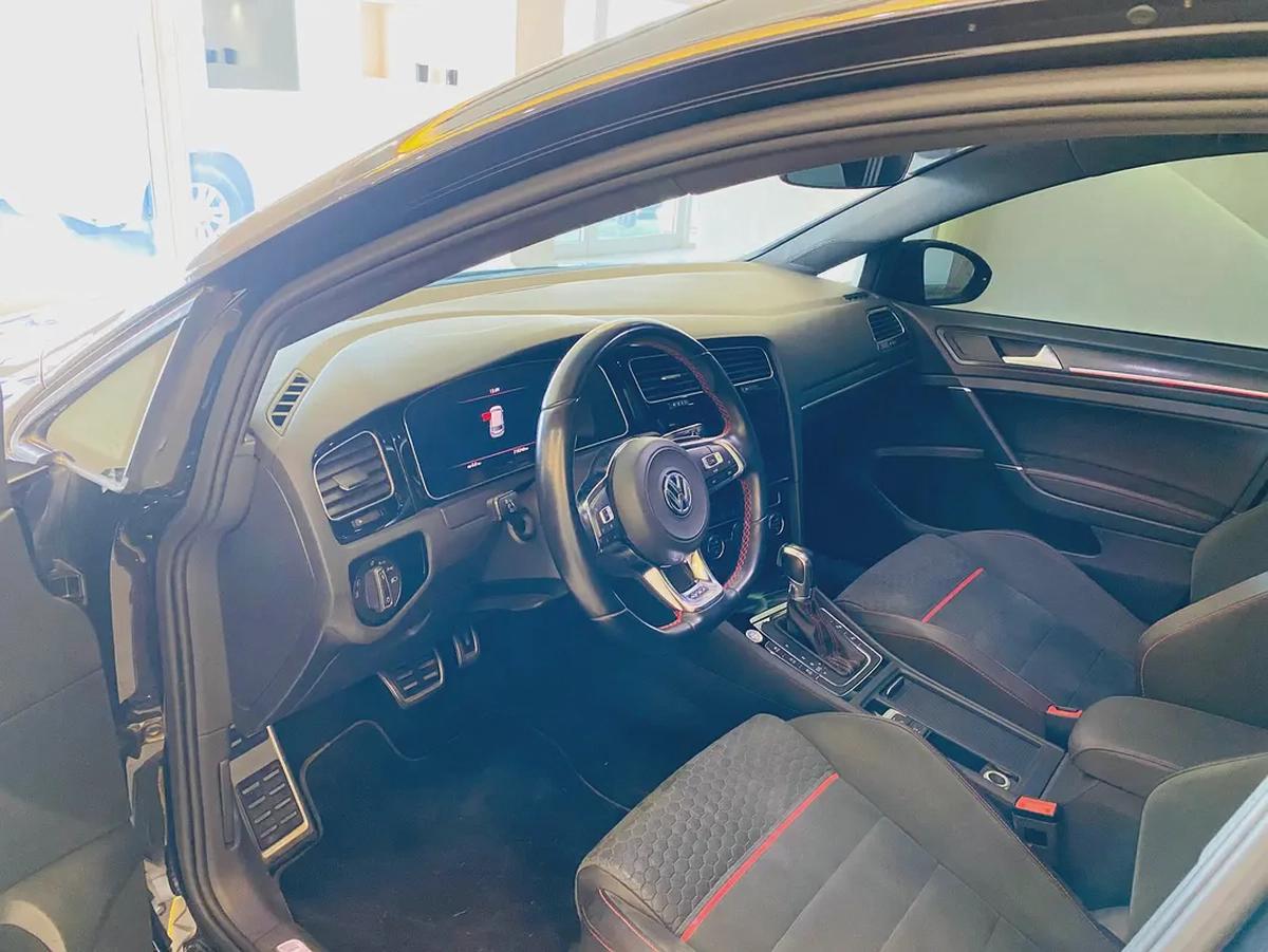 2019 Volkswagen Golf GTI - GCC Specs - Excellent Condition-14-14