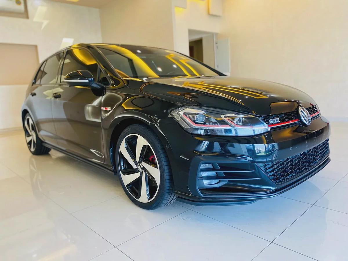 2019 Volkswagen Golf GTI - GCC Specs - Excellent Condition-15-15