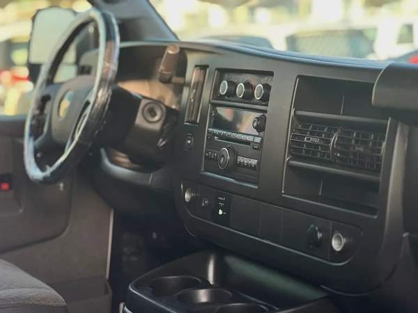 2020 | Chevrolet Express | 15 Seaters | Automatic | Petrol | Ref#990