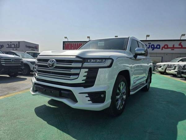 Toyota Land Cruiser 2026 Toyota Land Cruiser LC300 VXR 3.5L – White