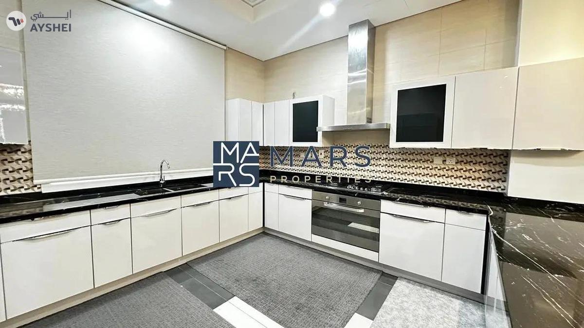 spacious 4 bedrooms villa is available for rent in Al tai Sharjah for 140,000 AED yearly-27-27