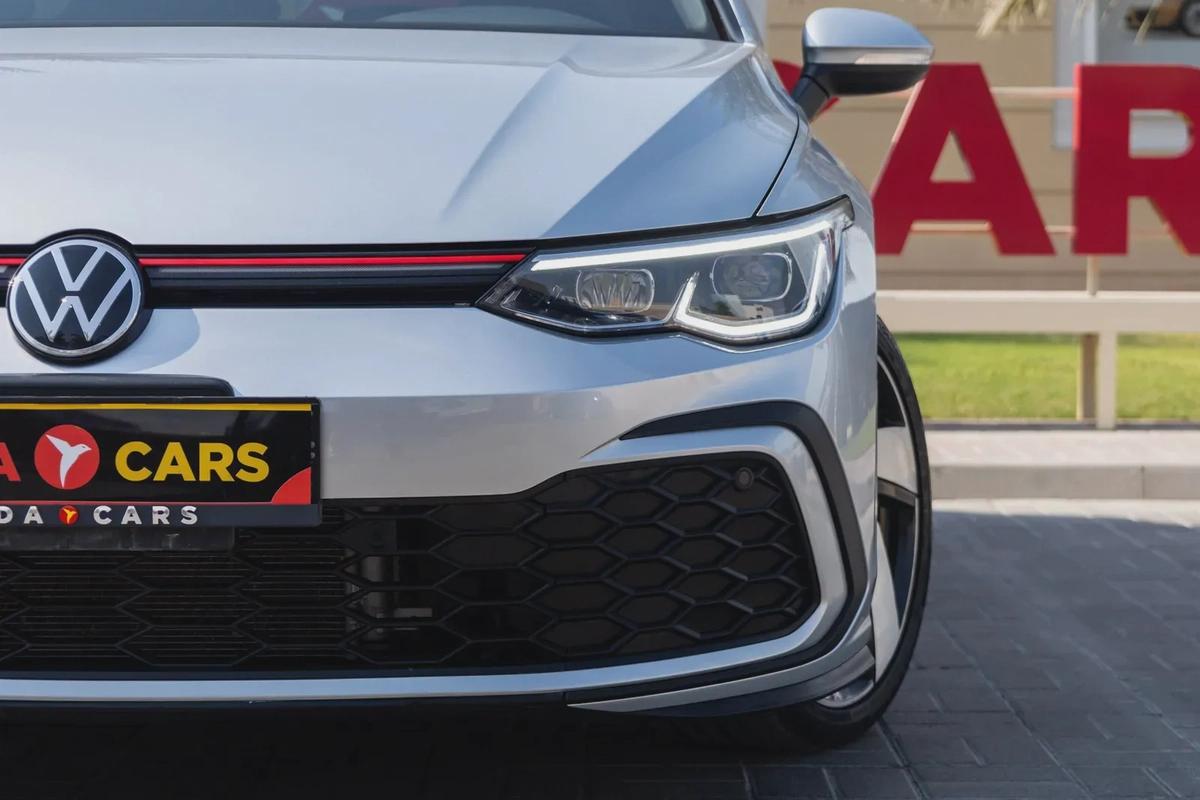 Volkswagen Golf GTI-8-8