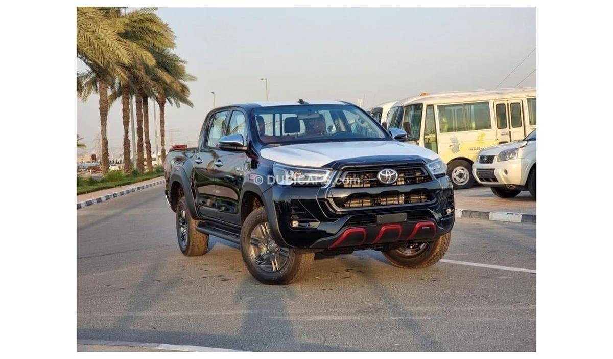 Toyota Hilux Toyota Hilux SR5 4.0L PETROL V6 A/T FULL OPTION 2023-1-1