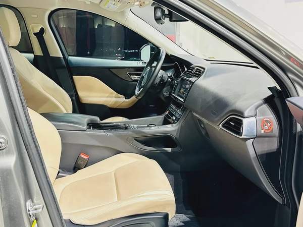 2018 JAGUAR F PACE MINT CONDITION WITHOUT ACCIDENT CLEAN CAR