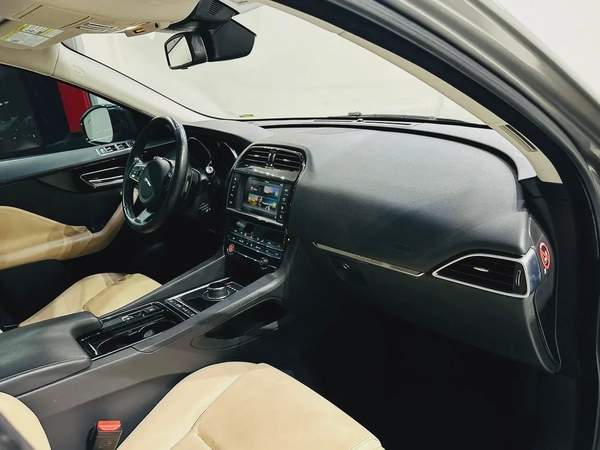 2018 JAGUAR F PACE MINT CONDITION WITHOUT ACCIDENT CLEAN CAR