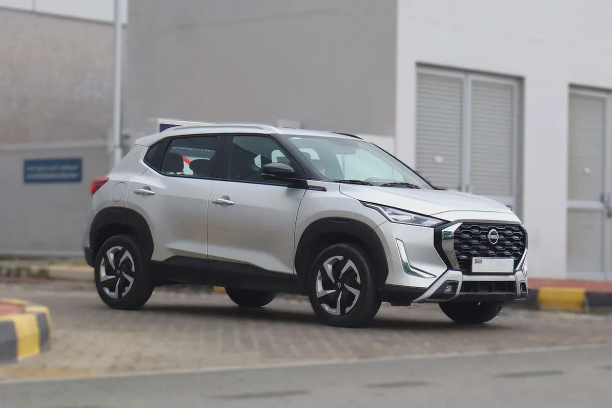 Nissan Magnite S - 2025 Model - GCC Specs - Original Paint-1-1