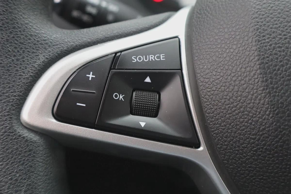 Nissan Magnite S - 2025 Model - GCC Specs - Original Paint-11-11