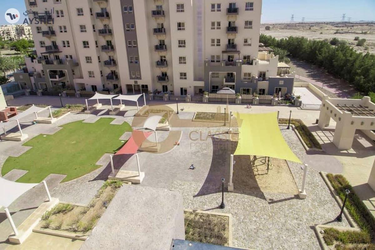 Closed Kitchen | With Balcony | Spacious Layout-4-4