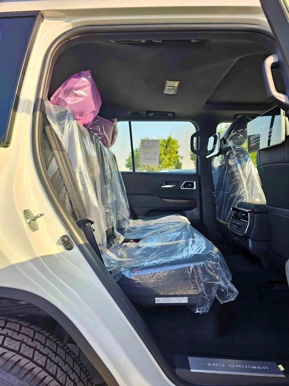 Toyota Land Cruiser GXR TWIN TURBO / 3.5L V6 PETROL/RADAR/ 12.3"DVD WITH JBL SPEAKERS / COOL BOX-6-6