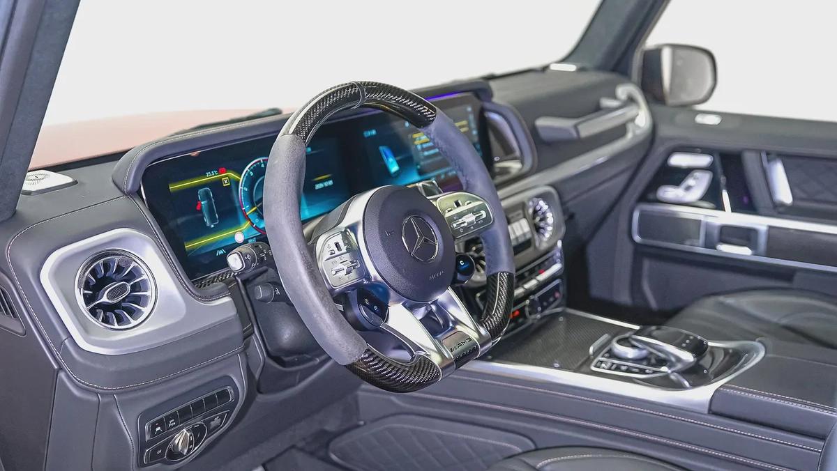 Special Offer | AED 9,702 PM | Warranty Oct 2027 | G 63 AMG Magno Hero Edition-4-4