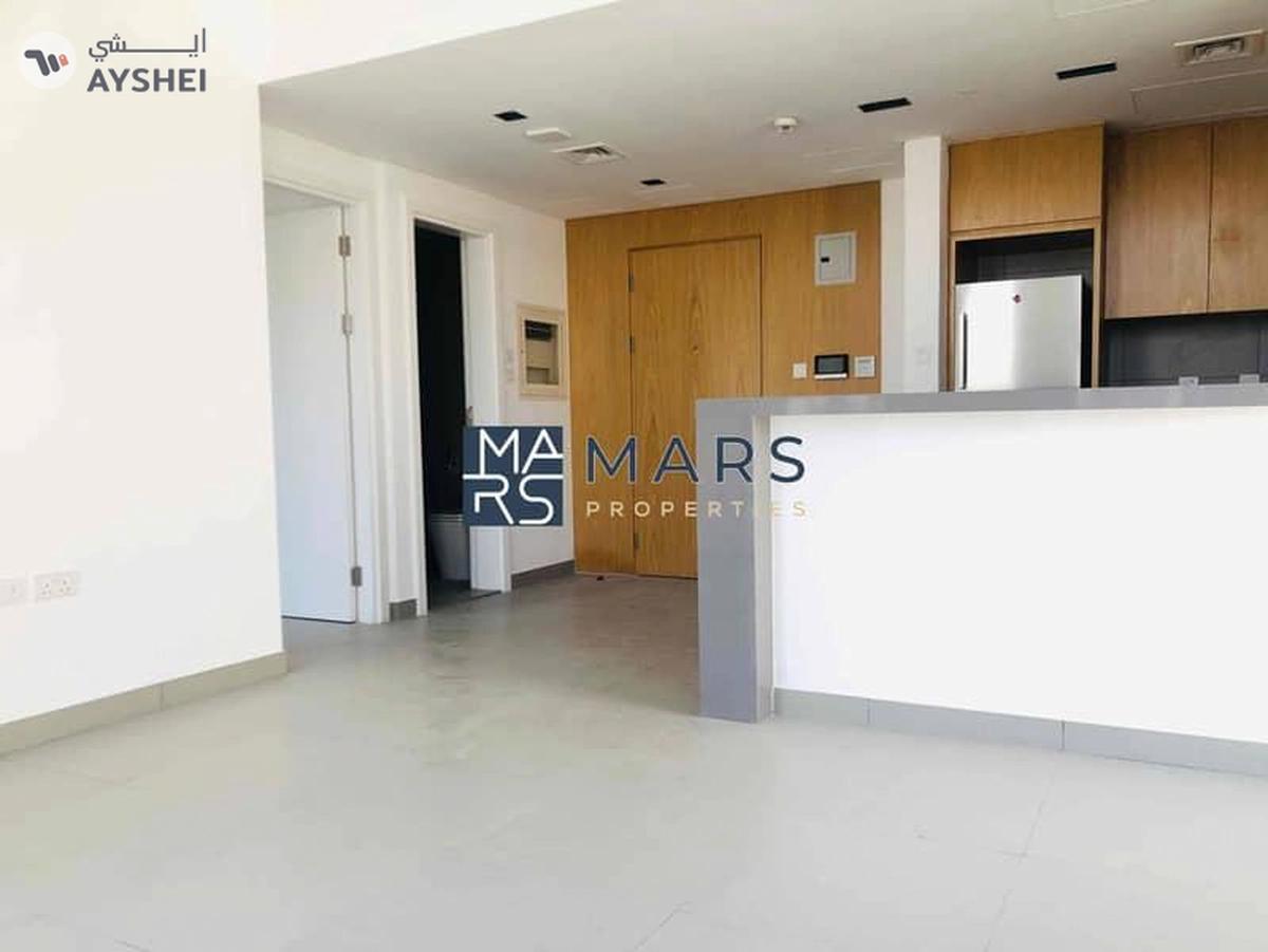 Pool View | Top Floor | kitchen Appliances-12-12