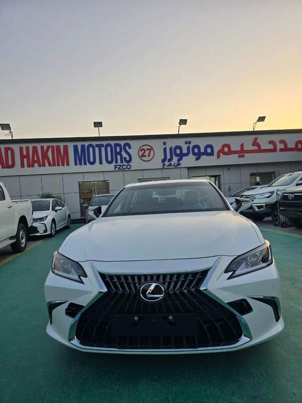 Lexus ES300h