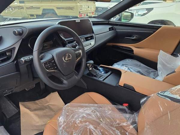 Lexus ES300h