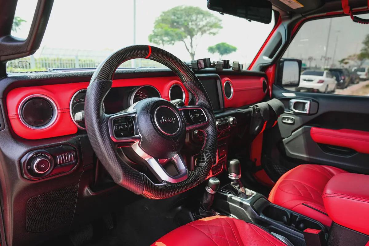 JEEP WRANGLER UNLIMITED RUBICON 2020!! CANADIAN SPECS!! LOW MILEAGE-4-4