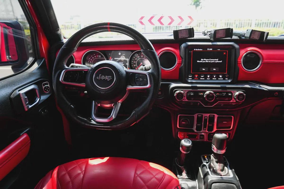JEEP WRANGLER UNLIMITED RUBICON 2020!! CANADIAN SPECS!! LOW MILEAGE-7-7