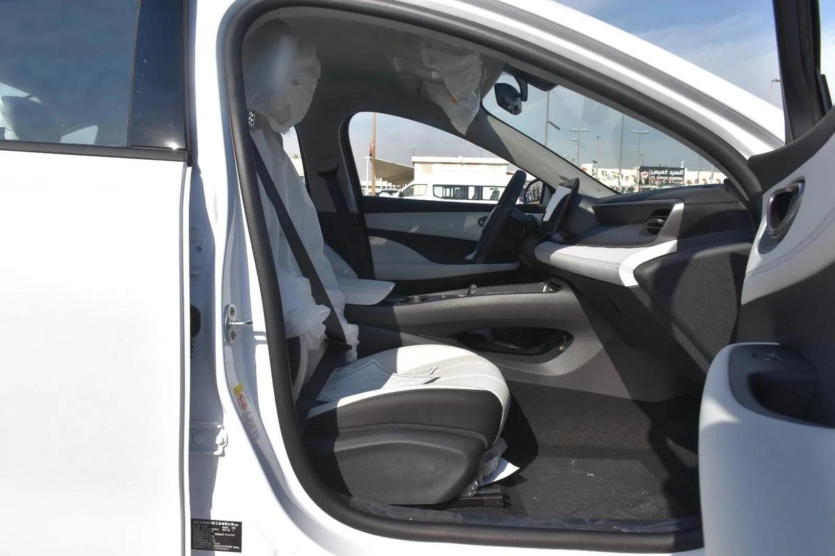 BYD SEAL 05 2025 | WHITE-17-17
