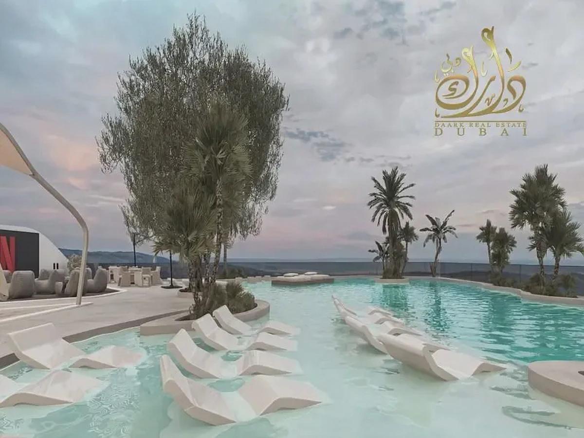 VERY CLOSE TO METRO--PRIVATE JACUZZI--SPACIOUS LAYOUTS-1-1