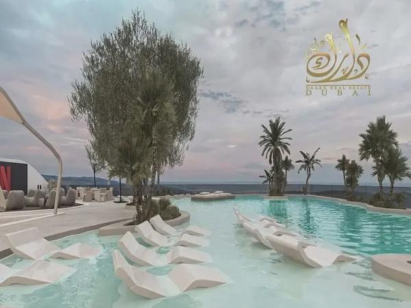 VERY CLOSE TO METRO--PRIVATE JACUZZI--SPACIOUS LAYOUTS