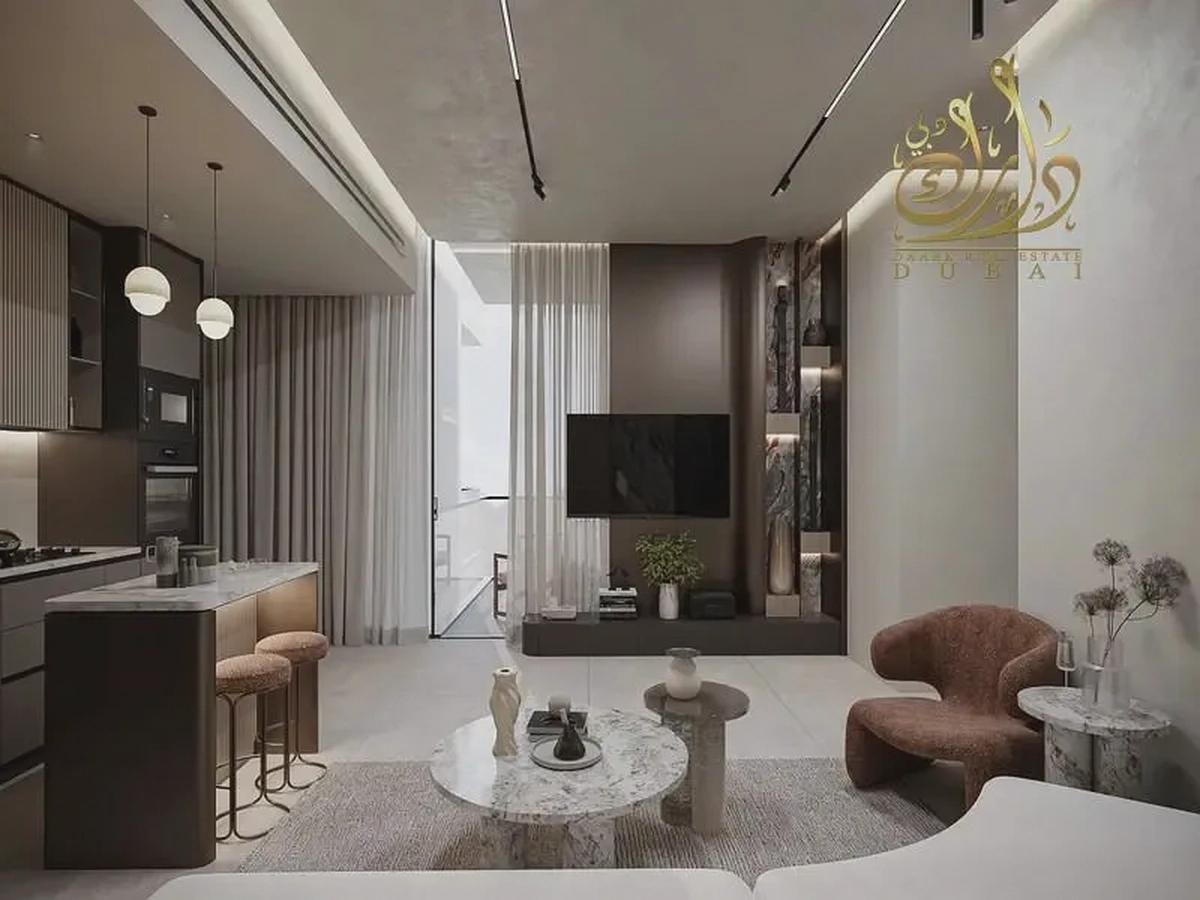 VERY CLOSE TO METRO--PRIVATE JACUZZI--SPACIOUS LAYOUTS-4-4