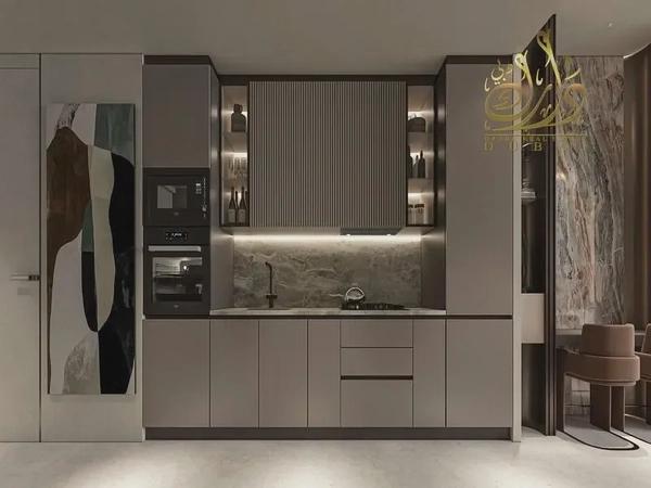 VERY CLOSE TO METRO--PRIVATE JACUZZI--SPACIOUS LAYOUTS