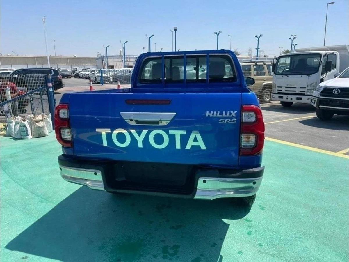 Toyota Hilux (AN120), 4dr Double Cab Utility, 4L 6cyl Petrol, automatic, Four Wheel Drive-5-5