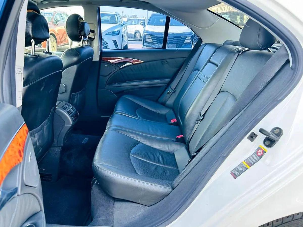 BENZ E240 | 2002 | CLEAN CAR FRESH JAPAN IMPORT-1-1