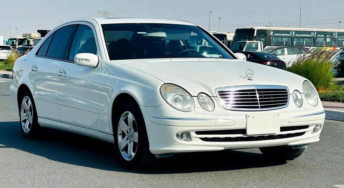 BENZ E240 | 2002 | CLEAN CAR FRESH JAPAN IMPORT-2-2