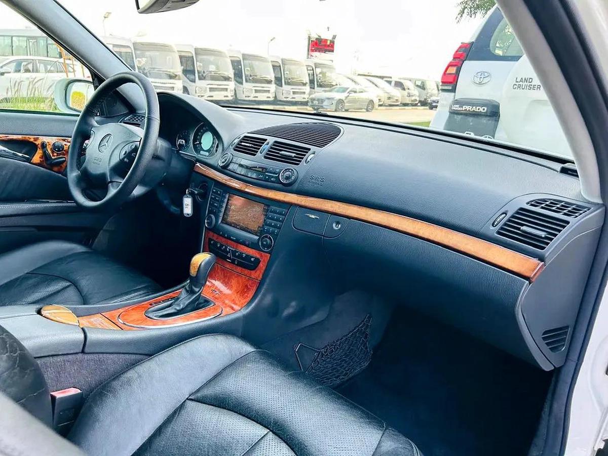 BENZ E240 | 2002 | CLEAN CAR FRESH JAPAN IMPORT-18-18