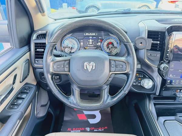 دودج رام ليمتد فل اوبشن فضي / بيج خليجي GCC 2020 Dodge Ram 1500 Limited - Top of the Line!