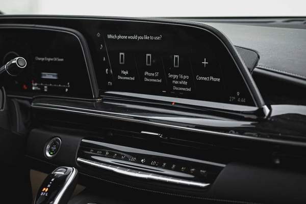 2022 | Cadillac Escalade Premium | Captain Seats | Warranty | Low Mileage