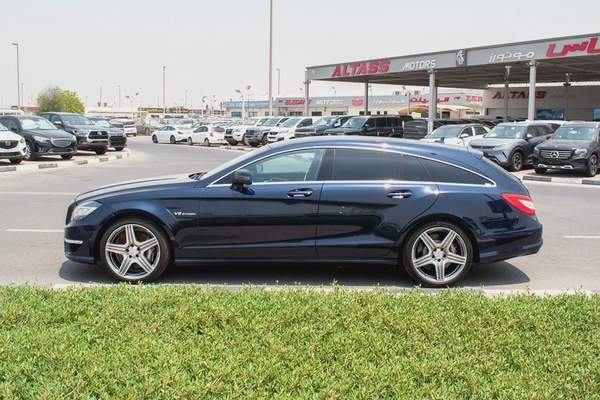 2013 - BENZ CLS63 SHOOTING BRAKE - BRAND NEW CONDITION - ONLY 31,000 KM