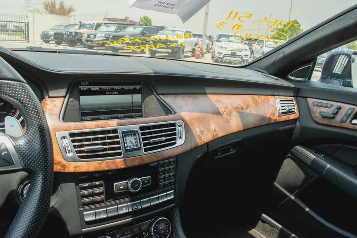 2013 - BENZ CLS63 SHOOTING BRAKE - BRAND NEW CONDITION - ONLY 31,000 KM-10-10