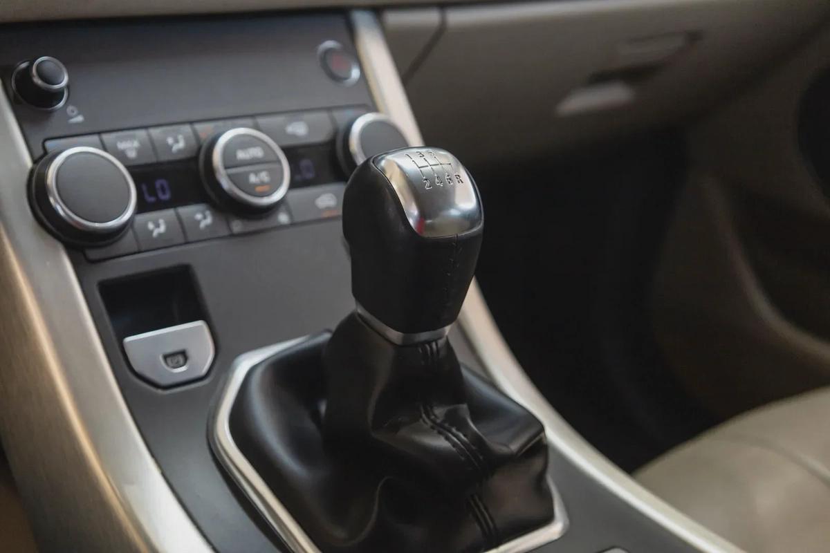 Land Rover Range Rover Evoque-12-12