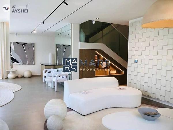 Luxurious Townhouse in Hayyan