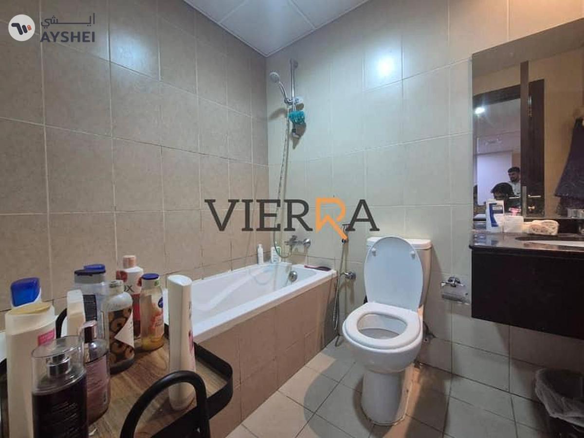 Mazaya 7, Queue Point, Liwan, Dubai-6-6