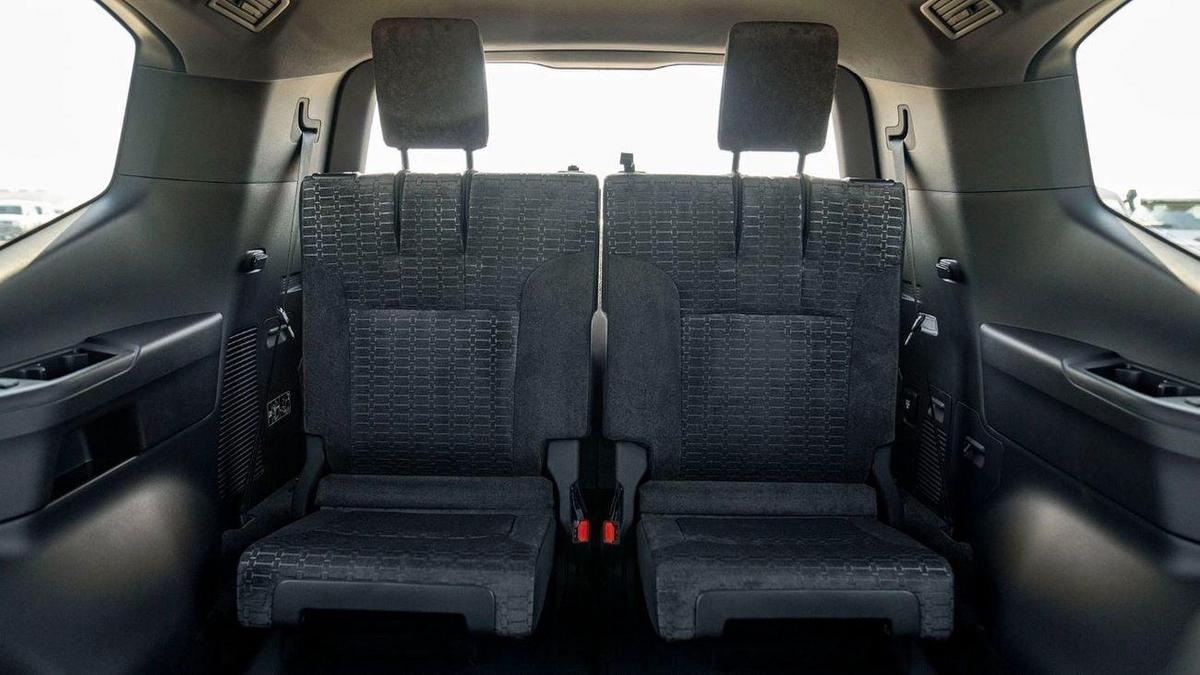 Toyota Land Cruiser LC GXR 3.3D\(LHD) TOYOTA LAND CRUISER LC300 GXR 3.3D AT MY2025 – BLACK-16-16