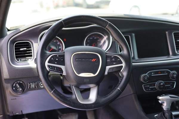 Used Dodge Charger 3.6L SXT Mid Option 2015