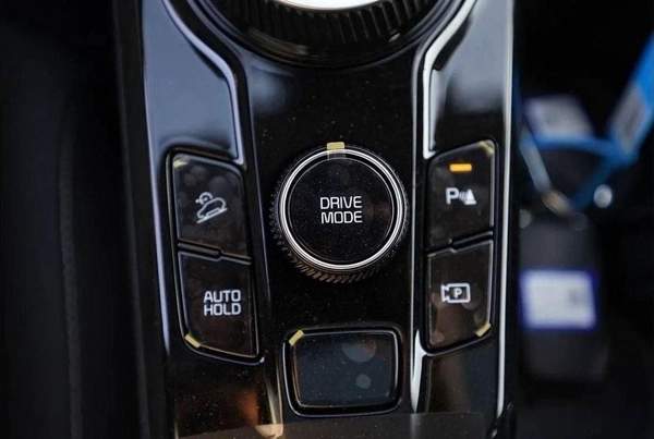 Kia Sportage Kia SPORTAGE 1.6L 2WD SBW AT