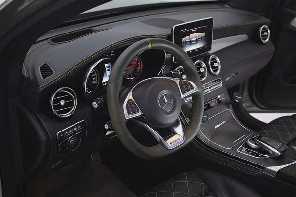 GLC 63 S - EDITION 1 - GCC - clean title - FULL CARBON PACKAGE - FULLY LOADED + warranty