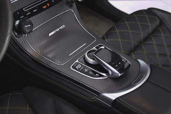 GLC 63 S - EDITION 1 - GCC - clean title - FULL CARBON PACKAGE - FULLY LOADED + warranty