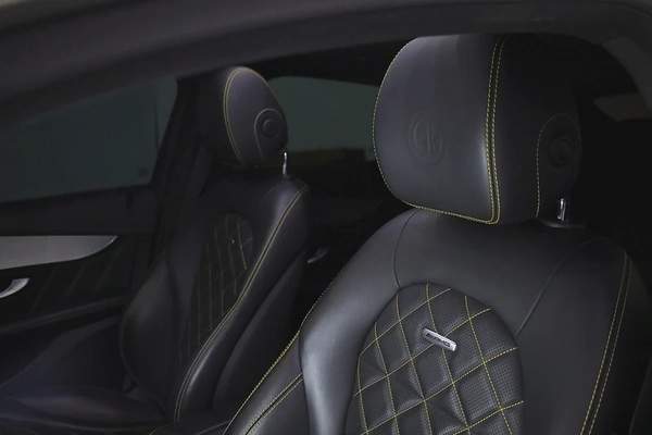 GLC 63 S - EDITION 1 - GCC - clean title - FULL CARBON PACKAGE - FULLY LOADED + warranty