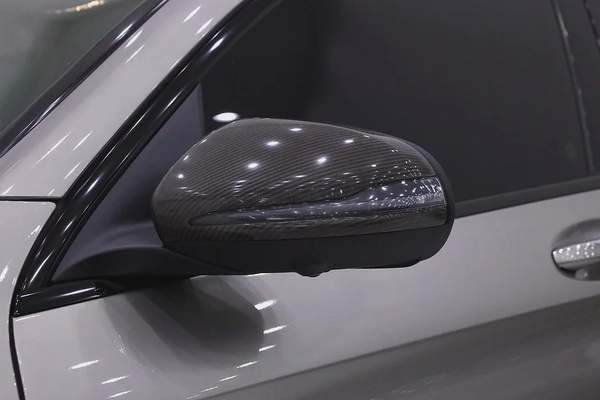 GLC 63 S - EDITION 1 - GCC - clean title - FULL CARBON PACKAGE - FULLY LOADED + warranty