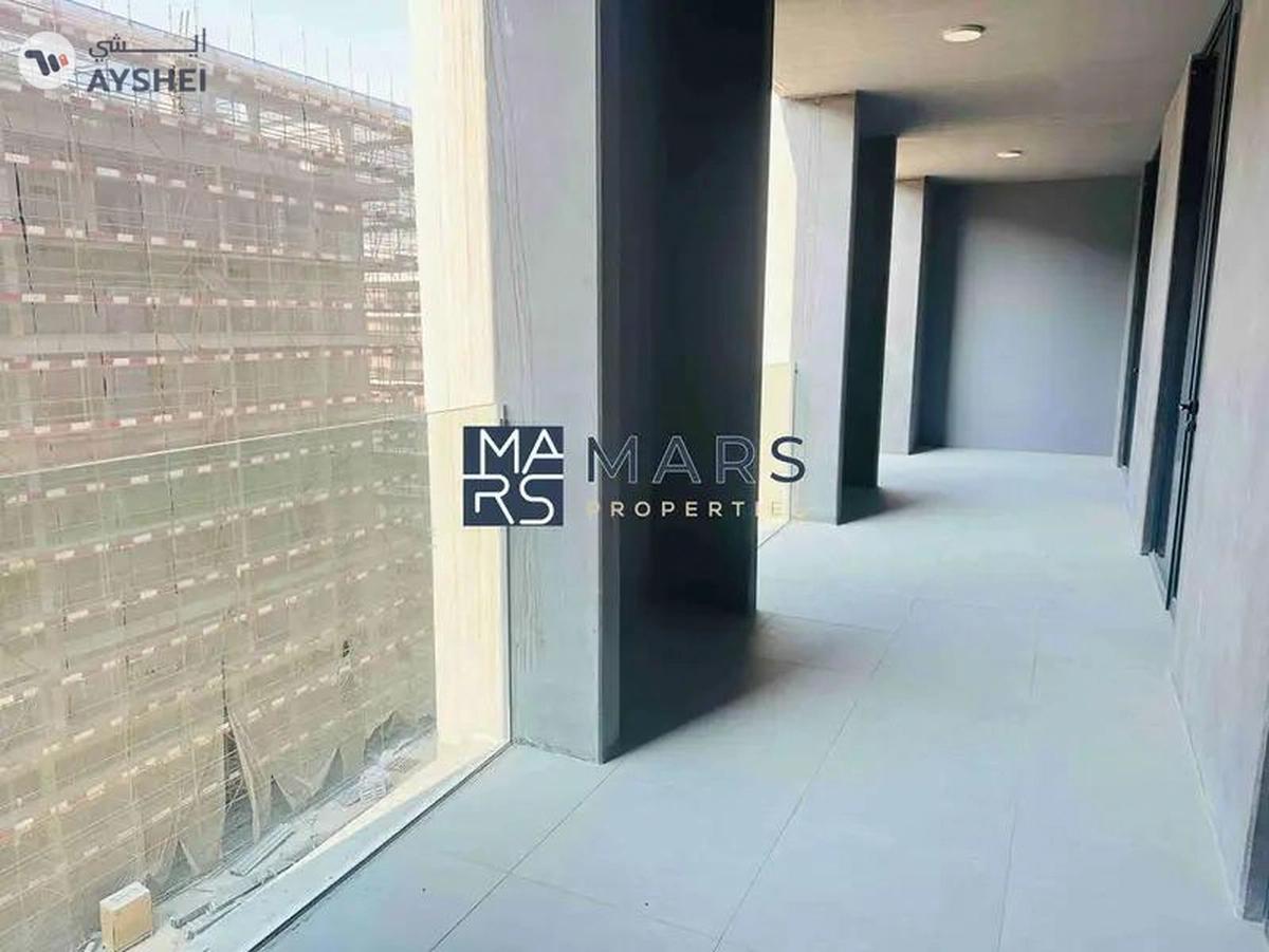 | Luxury 2 Bedroom|| Primum Layout || Ready To Move || Ideal Location |-7-7