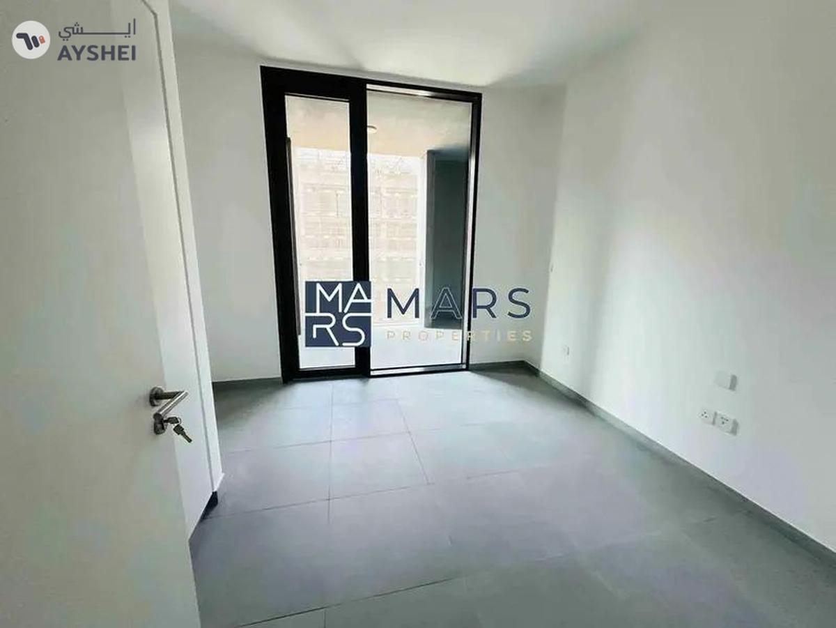 | Luxury 2 Bedroom|| Primum Layout || Ready To Move || Ideal Location |-3-3