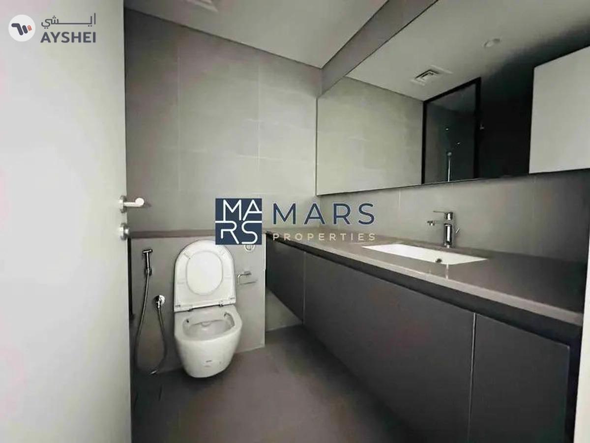 | Luxury 2 Bedroom|| Primum Layout || Ready To Move || Ideal Location |-5-5