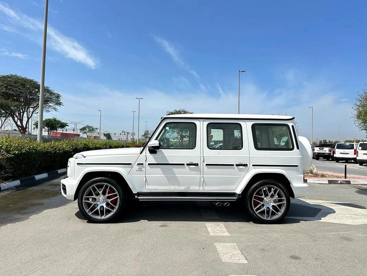 Mercedes Benz G63 2022 GCC-5-5
