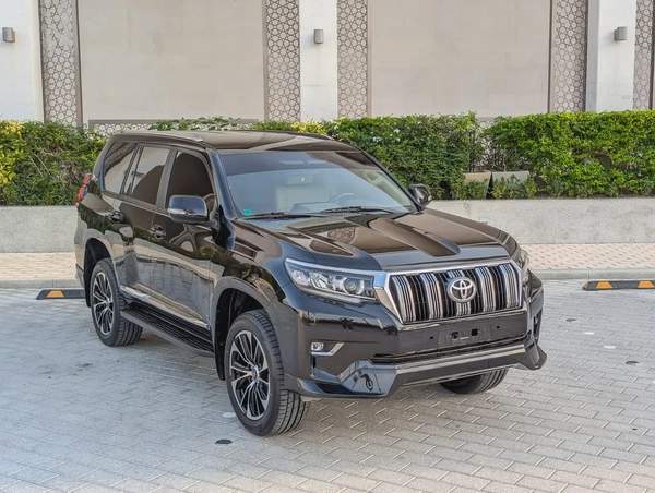 TOYOTA PRADO 2023 GCC V4 2.7L ACCIDENT FREE IN EXCELLENT CONDITION