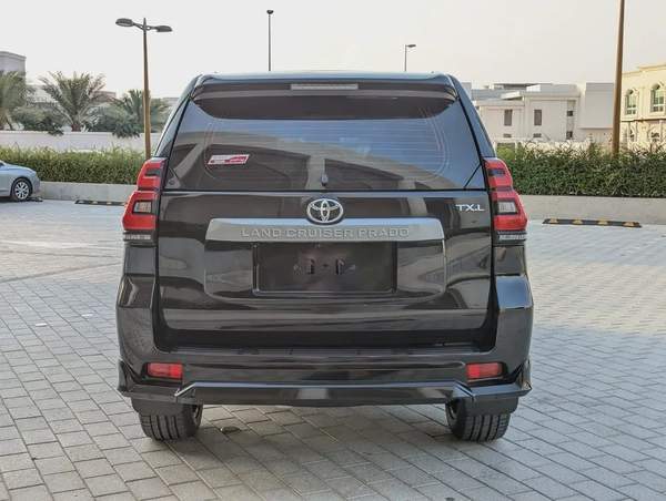 TOYOTA PRADO 2023 GCC V4 2.7L ACCIDENT FREE IN EXCELLENT CONDITION