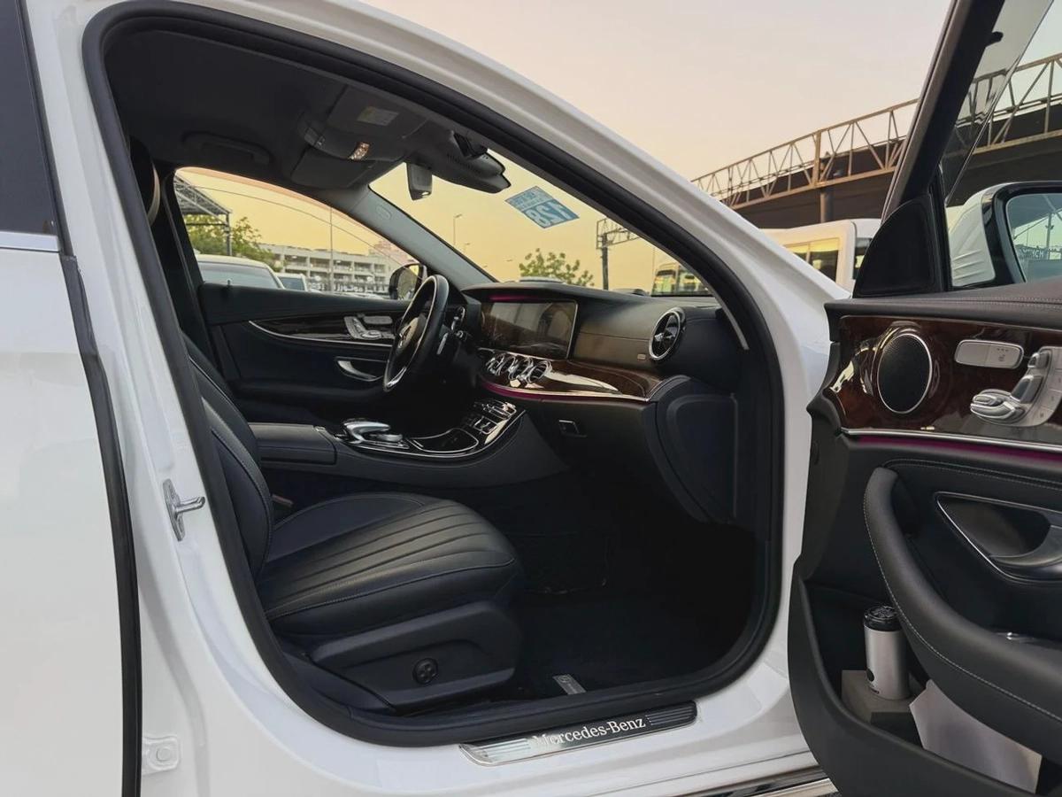 Mercedes Benz E400-7-7