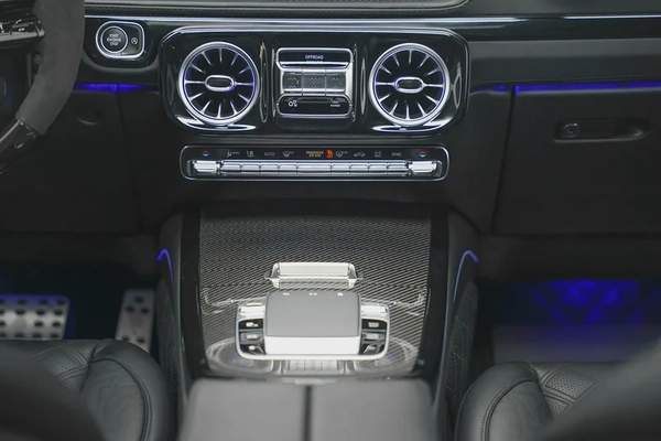 2025 MERCEDES BENZ BRABUS 800